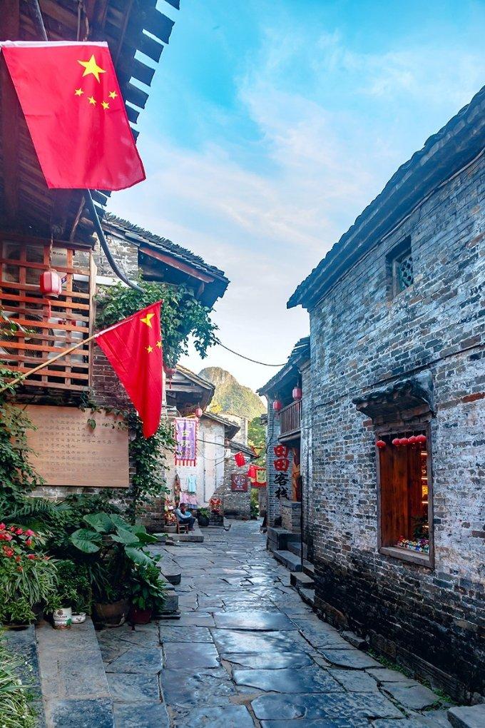 娱乐圈中年龄相差很大的夫妻，你知道的都有谁？